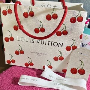Louis Vuitton x Takashi Murakami Cherry Shopping bag, tag and ribbon